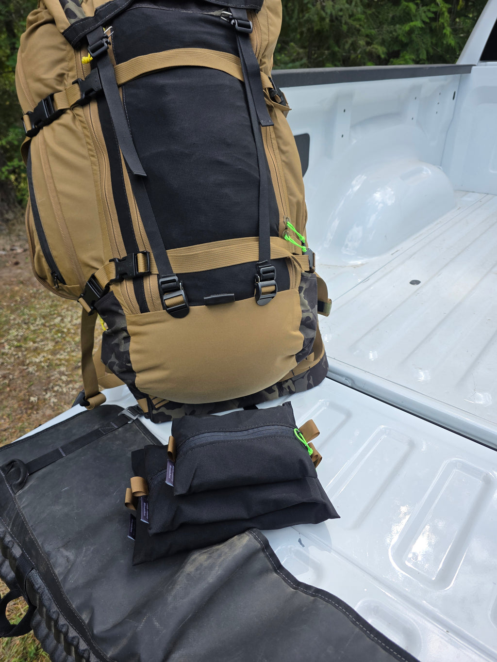 Ultra Stretch Zipper Pocket